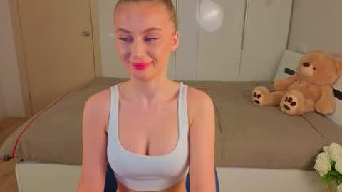 Im your dream online show from October 28, 2025, 5:55 am