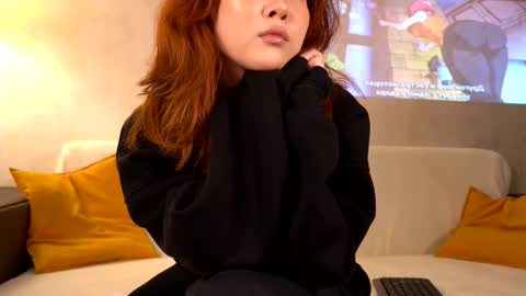 Snapshot of candylolly_ chatting on December 3, 2025, 10:46 am Anna online show from December 3, 2025, 10:46 am