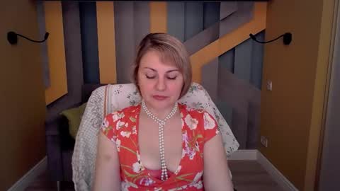 CandyLons online show from April 2, 2026, 5:27 am