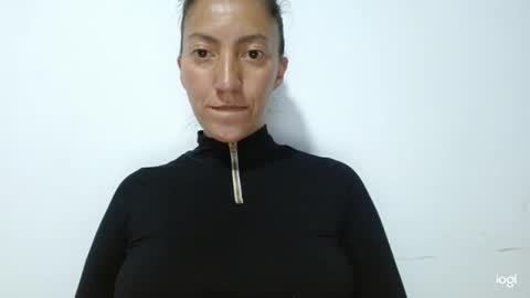 candymilfff online show from November 12, 2025, 9:14 pm