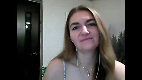 Daisy online show from December 16, 2025, 9:31 pm