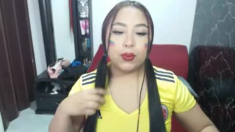 Snapshot of candyplayass chatting on June 17, 2026, 1:01 pm candyplayass online show from June 17, 2026, 1:01 pm