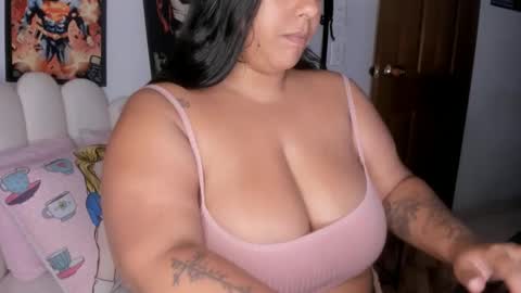 candytyler_ online show from September 16, 2025, 11:55 am