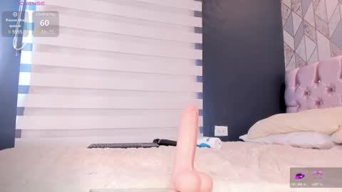 candyy_love1 online show from March 6, 2025, 4:49 pm
