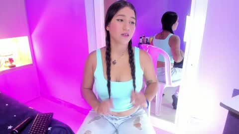  Dulce Maria  online show from September 12, 2025, 8:09 pm