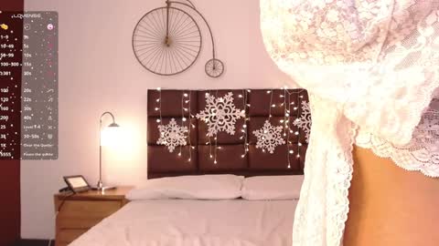 CANELA  online show from December 4, 2024, 9:46 pm