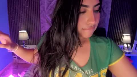 GABRIELA LOPEZ online show from November 14, 2025, 5:39 am