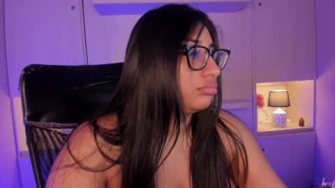 GABRIELA LOPEZ online show from April 15, 2026, 11:05 pm