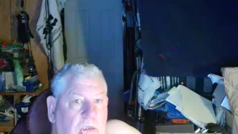 canoelicker69 online show from September 28, 2025, 10:42 am