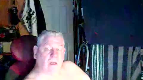 canoelicker69 online show from October 12, 2025, 3:55 pm