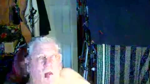 canoelicker69 online show from October 20, 2025, 8:31 pm