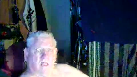 canoelicker69 online show from October 21, 2025, 9:54 am