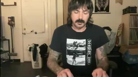 cantleavethehouse online show from October 6, 2025, 4:43 am