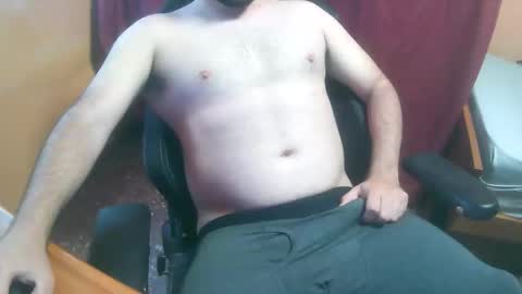 Snapshot of capitan_omg chatting on May 5, 2026, 12:02 pm Capitan OMG online show from May 5, 2026, 12:02 pm