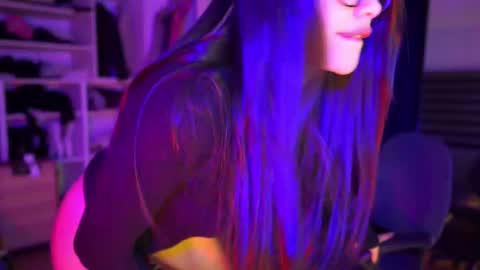 Miyah online show from October 8, 2025, 3:15 am