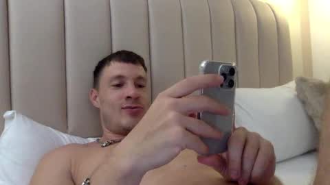 follow my twitter  online show from December 25, 2024, 6:52 pm