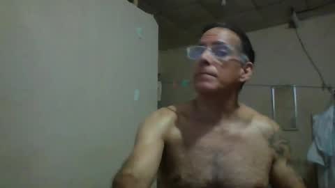 captainfox_ online show from June 1, 2026, 11:39 pm