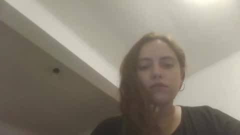 caravibugue online show from December 14, 2024, 2:01 am