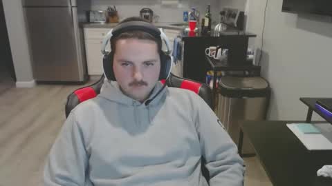 cardi_beans online show from January 10, 2025, 3:07 am