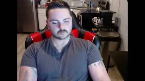 cardi_beans online show from October 27, 2025, 3:16 pm