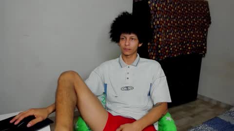 Carlos and Cristian  online show from October 31, 2025, 9:10 am