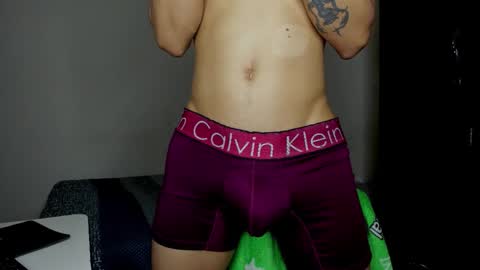 Carlos and Cristian  online show from February 3, 2026, 2:53 am