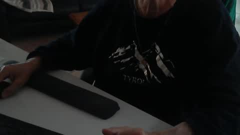 Snapshot of cargo69 chatting on December 21, 2024, 3:53 pm cargo69 online show from December 21, 2024, 3:53 pm