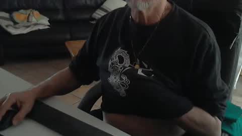 Snapshot of cargo69 chatting on February 21, 2025, 3:43 pm cargo69 online show from February 21, 2025, 3:43 pm