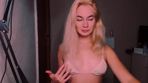 Carin online show from October 2, 2025, 6:15 pm