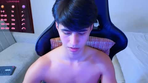 carl_dixon online show from September 11, 2025, 1:06 am