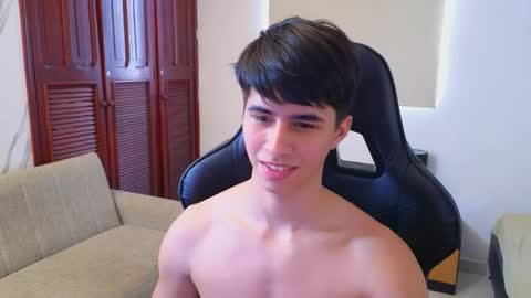 carl_dixon online show from May 14, 2026, 5:42 pm