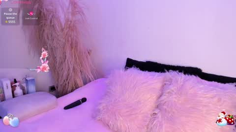 Snapshot of carla_wet18 chatting on December 23, 2024, 6:11 am Carla Wet18 online show from December 23, 2024, 6:11 am