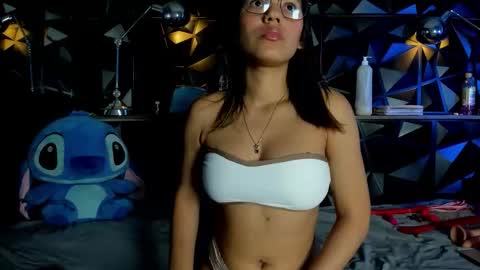 Snapshot of carlamarrinson chatting on December 15, 2025, 2:05 am carlamarrinson online show from December 15, 2025, 2:05 am