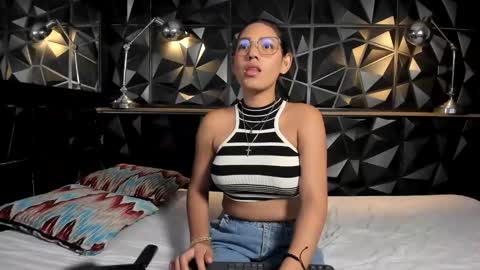 Snapshot of carlamarrinson chatting on March 16, 2026, 4:18 am carlamarrinson online show from March 16, 2026, 4:18 am