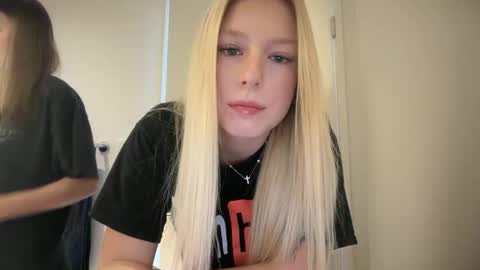 carlee online show from March 2, 2026, 8:26 pm