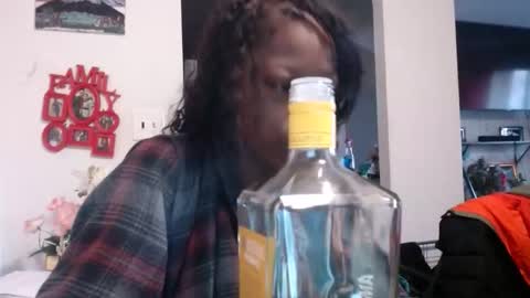 Carlie online show from March 29, 2026, 11:21 am