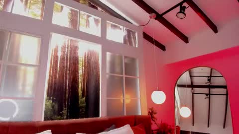 Snapshot of carliemoss chatting on September 22, 2025, 8:22 pm    online show from September 22, 2025, 8:22 pm