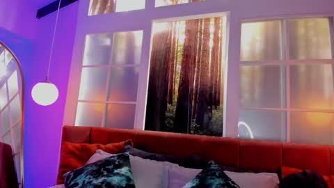 Snapshot of carliemoss chatting on October 15, 2025, 7:58 pm    online show from October 15, 2025, 7:58 pm