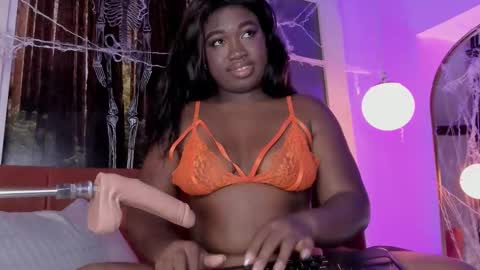 Snapshot of carliemoss chatting on October 29, 2025, 8:21 pm    online show from October 29, 2025, 8:21 pm