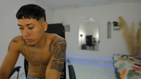 master online show from November 14, 2025, 3:33 pm