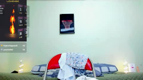carloshero69 online show from April 11, 2026, 5:39 pm