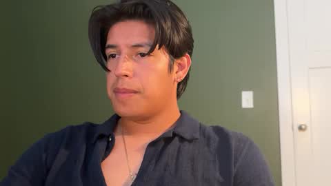 carlosjosecb2 online show from September 29, 2025, 3:39 pm