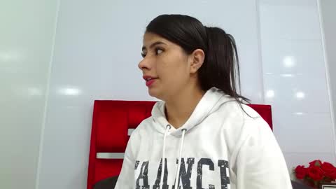 carly_milk online show from January 24, 2025, 12:31 pm