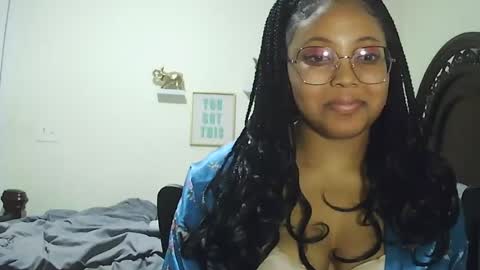 CARAMEL xoxo online show from July 15, 2026, 6:18 am