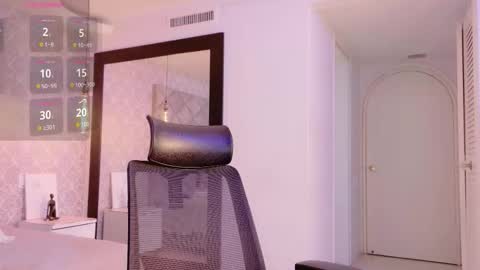 caro_adams1 online show from February 11, 2026, 11:04 am