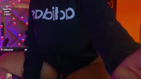 Snapshot of caro_zapata chatting on February 19, 2025, 11:49 am Carolina online show from February 19, 2025, 11:49 am