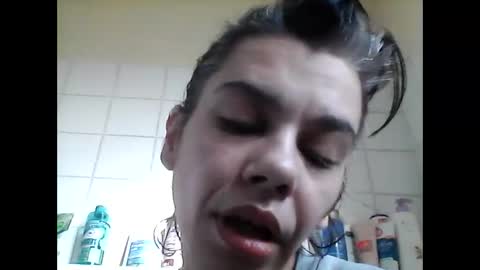 caroisback online show from November 13, 2025, 8:57 am