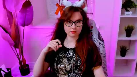 Snapshot of carol_carmen chatting on July 17, 2026, 12:17 am Carol online show from July 17, 2026, 12:17 am