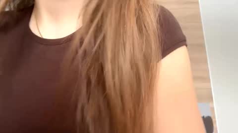 Lisa online show from February 10, 2026, 8:29 am