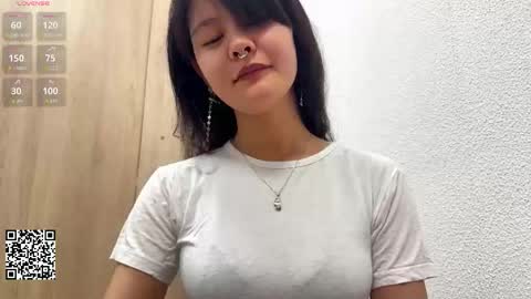 Kim online show from November 26, 2025, 1:23 pm